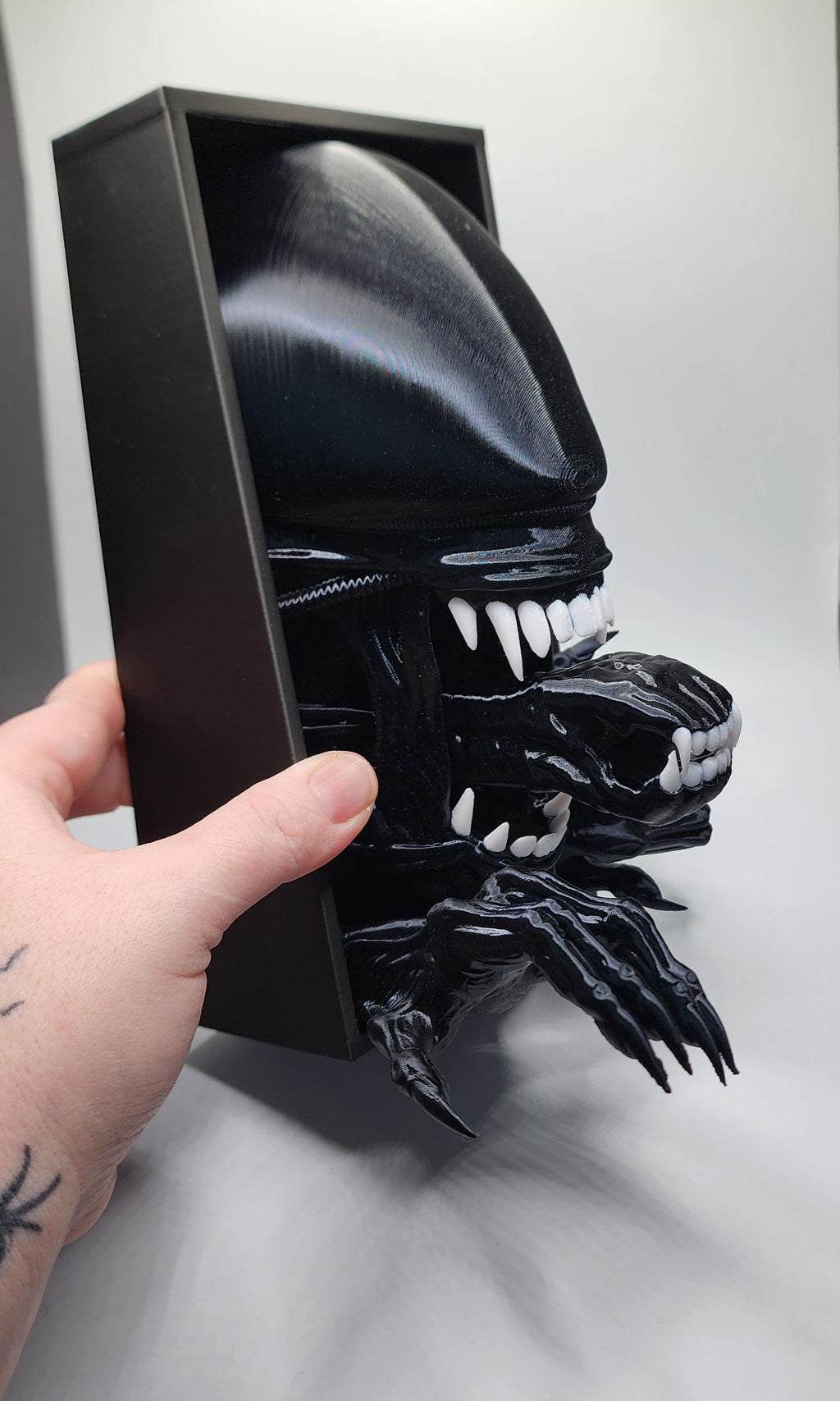 Xenomorph Book Nook