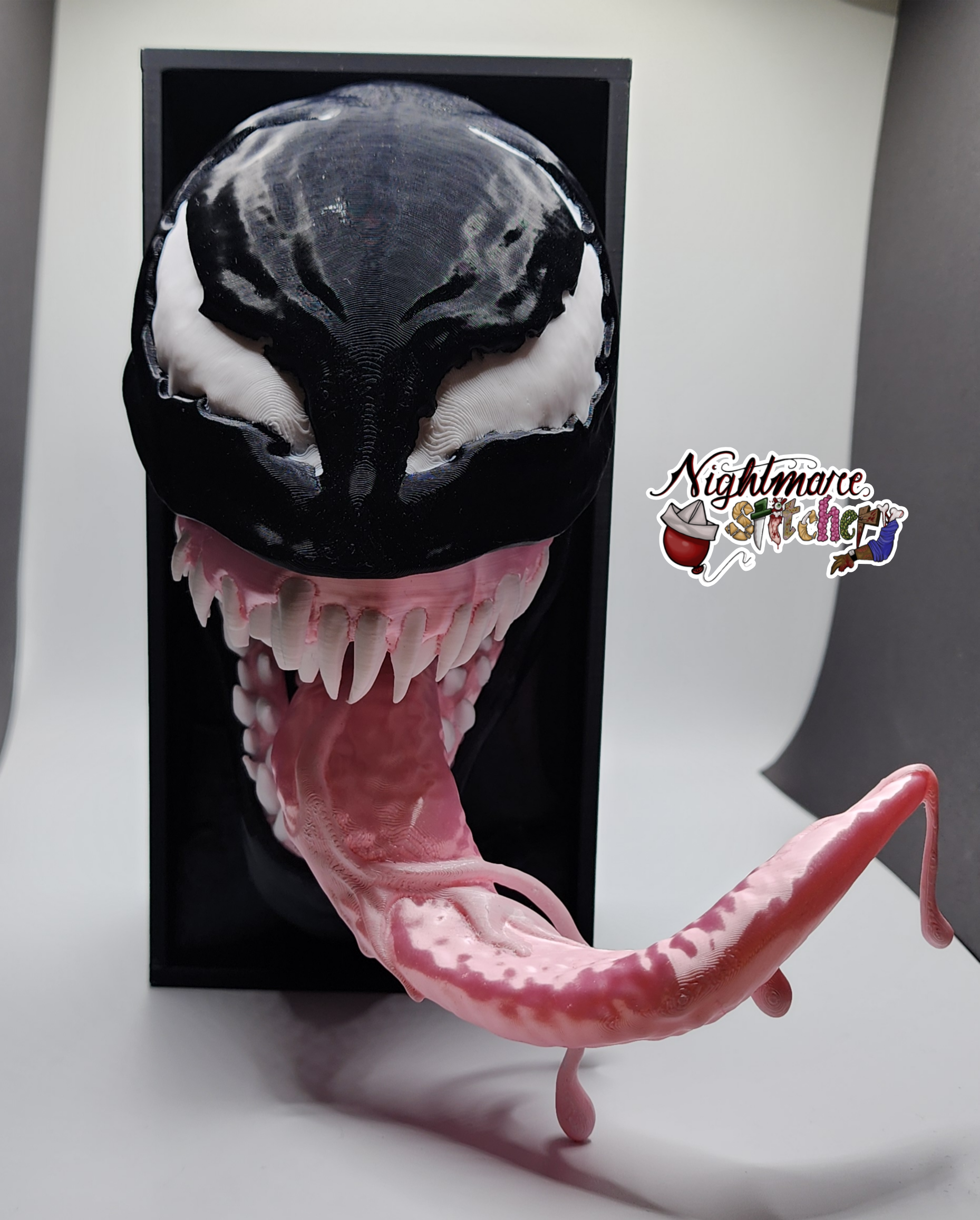 Venom Book Nook