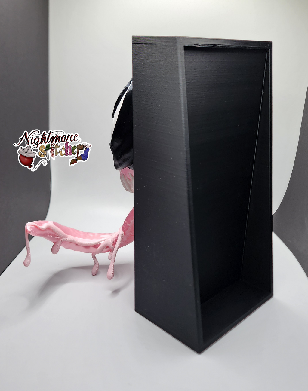 Venom Book Nook